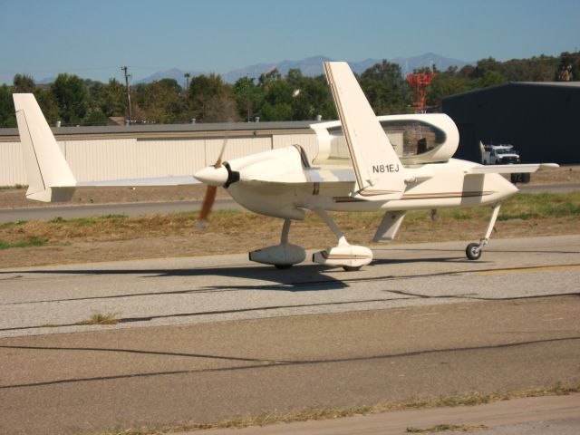 N81EJ — - Taxiing to RWY 24