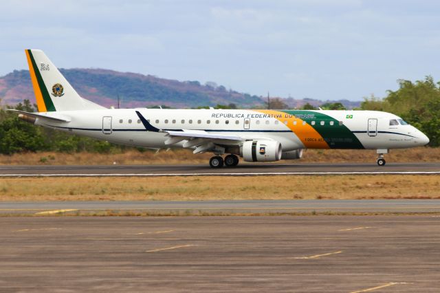 Embraer ERJ-190 (FAB2590) -  Embraer VC-2