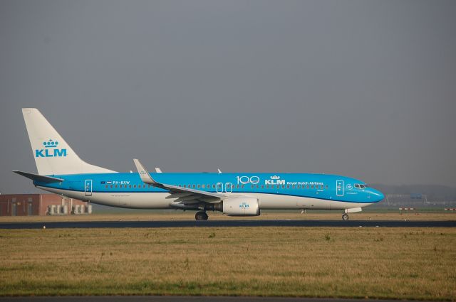 Boeing 737-800 (PH-BXW) - KLM By737-8K2 cn30360; Arrival RWY18R at EHAM