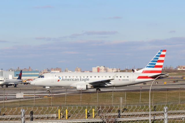 — — - New York LaGuardia (LGA). American Eagle/ Republic Airline flight AA4426/YX4426 taxis for departure to Raleigh-Durham International (RDU).br /Taken from Planeview Park, 23rd Avenue at the end of Runway 4/22br /br /2017 12 01  a rel=nofollow href=http://alphayankee.smugmug.com/https://alphayankee.smugmug.com//a