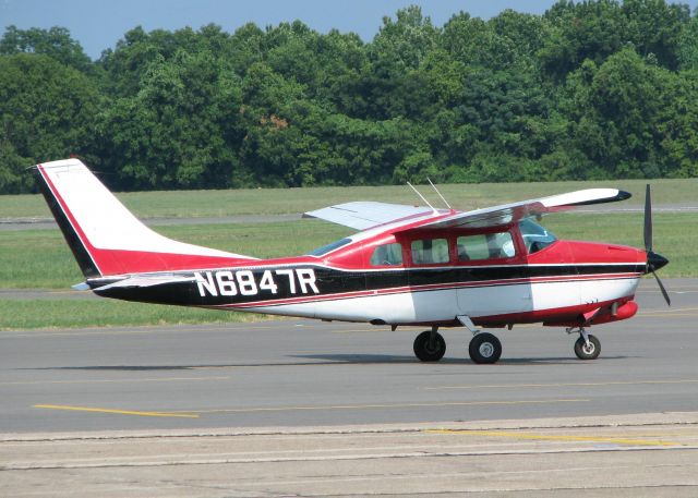Cessna Centurion (N6847R) - Parked at Downtown Shreveport.