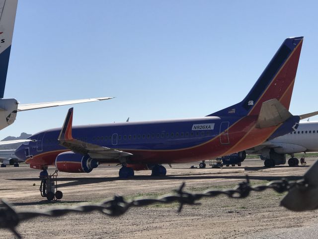 BOEING 737-300 (N606SW) - N926XA, formerly N606SW, sits at Goodyear Airport Boneyard awaiting its new owner. 