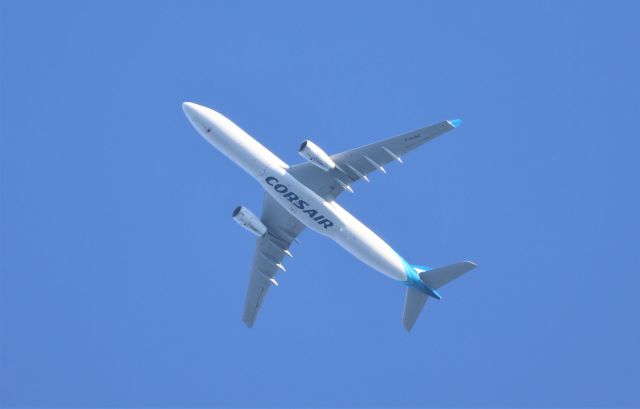 Airbus A330-300 (F-HJAZ) - F-HJAZ AIRBUS A-330-343-K CORSAIR INTERNATIONALCRL81 de Montréal YUL vers Paris ORY Altitude 5425 Mètres Vitesse 630 Km/H. Survolant la ville de Lavaltrie QC. le 03-06-2023 à 18:15
