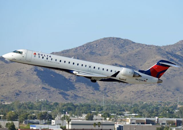 Canadair Regional Jet CRJ-700 (N631SK)