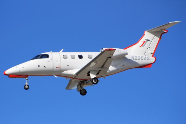 Embraer Phenom 100 (N225AS)