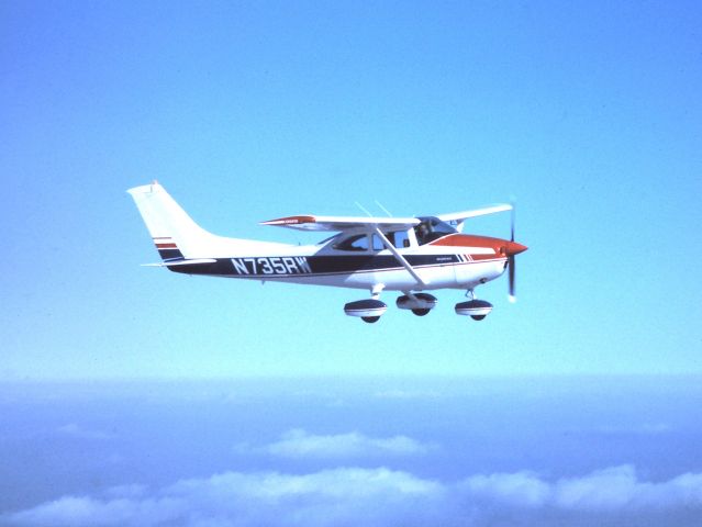 Cessna Skylane (N735RW)