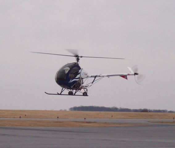 SCHWEIZER 269 (N531TC) - at Lancaster