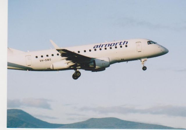 Embraer 170/175 (VH-SWO)