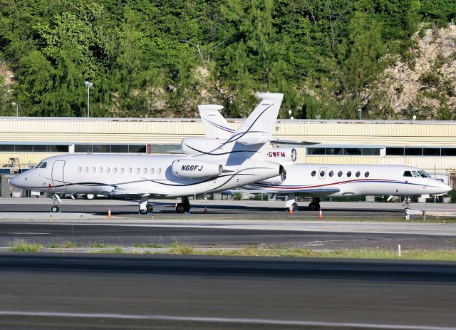 Dassault Falcon 900 (N66FJ)