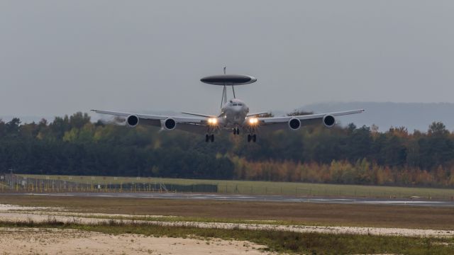 Boeing E-3F Sentry —