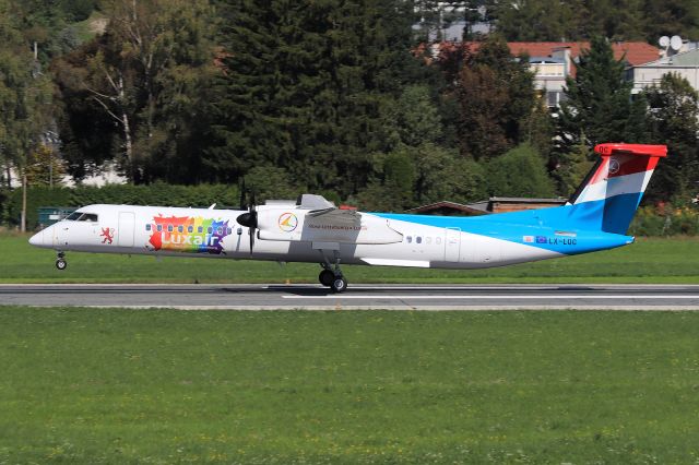 de Havilland Dash 8-400 (LX-LQC)