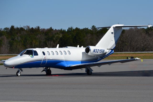 Cessna Citation CJ3 (N321SM) - Owner Unknown (Formerly N321SD) at KJQF - 3/4/18