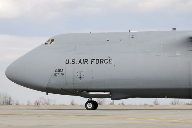 Lockheed C-5 Galaxy (70-0452)