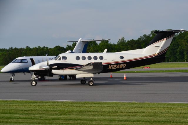 Beechcraft Super King Air 200 (N124WR) - PEC AVIATION LLC at KJQF - 5/30/18