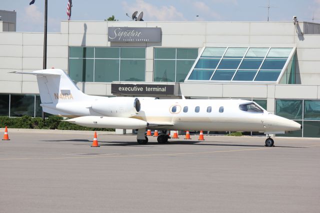 Learjet 35 (N41RA)