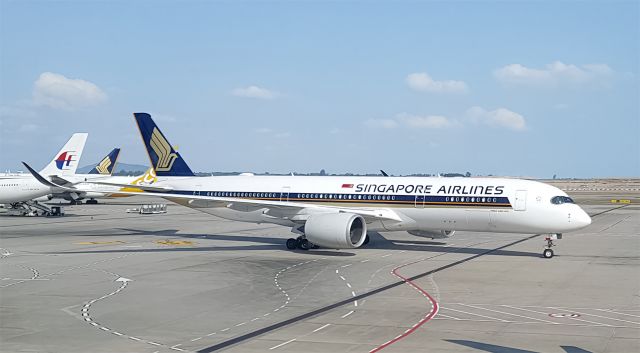 Airbus A350-900 (9V-SGA) - Singapore Airlines Ultra-Long Range Airbus A350-900 arrived into Singapore from Los Angeles