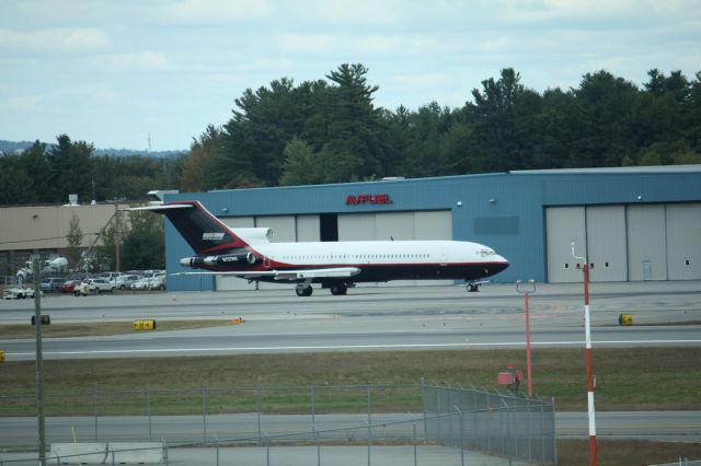 BOEING 727-200 (N727NK) - In town for the Nascar Race