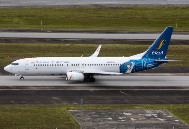 Boeing 737-800 (CP-3215)