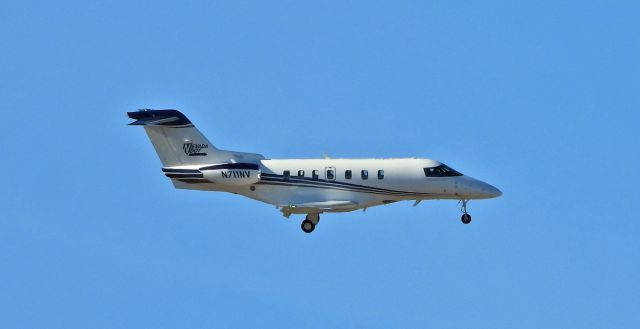 Pilatus PC-24 (N711NV)