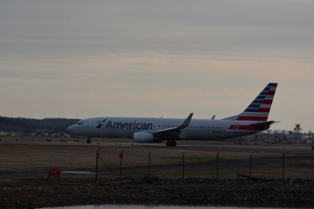 Boeing 737-800 (N840NN)