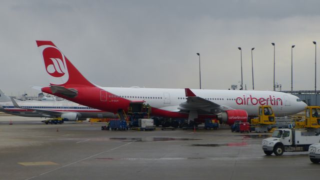 Airbus A330-200 (D-ALPI) - Heading out to Berlin Tegel