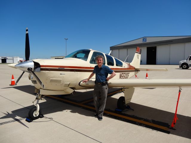 Beechcraft Bonanza (33) (N5500F)