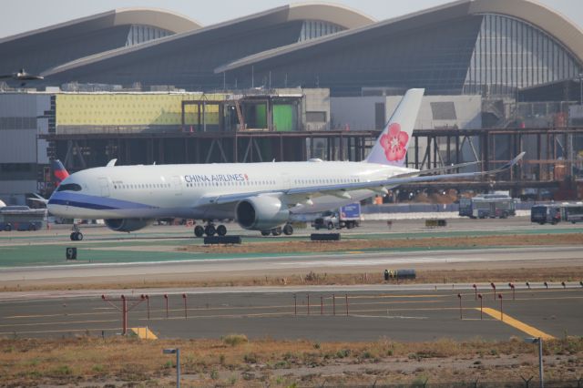 Airbus A350-900 (B-18916)