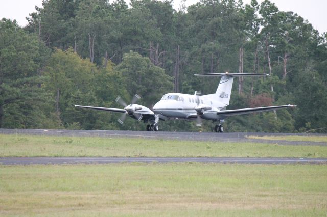 Beechcraft Super King Air 200 (N200RR) - On the runway, Huntsville, Texas