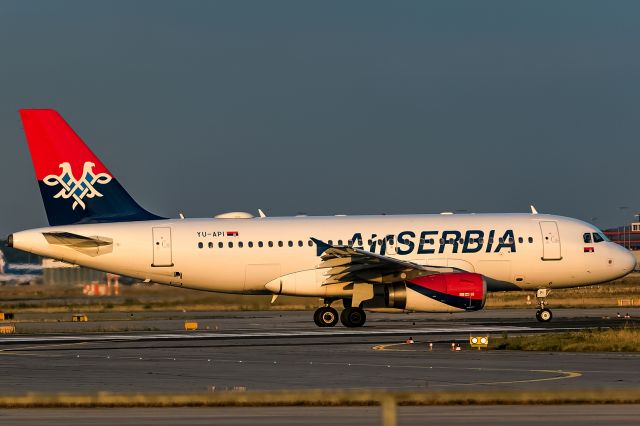 Airbus A319 (YU-API) - evening sun