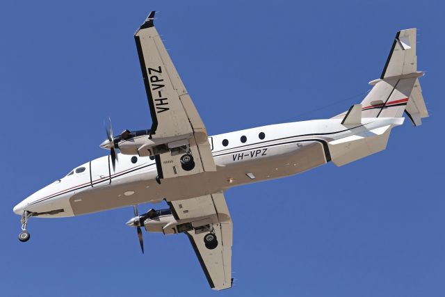 Beechcraft 1900 (VH-VPZ) - On short finals.