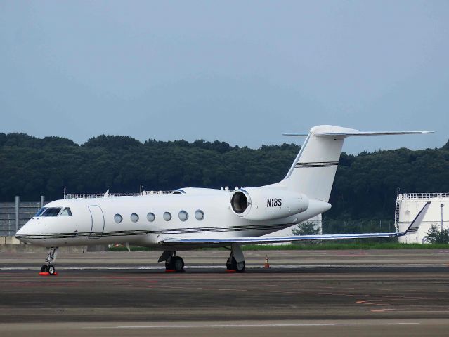Gulfstream Aerospace Gulfstream IV (N18S) - I take a picture on Aug 23, 2017.