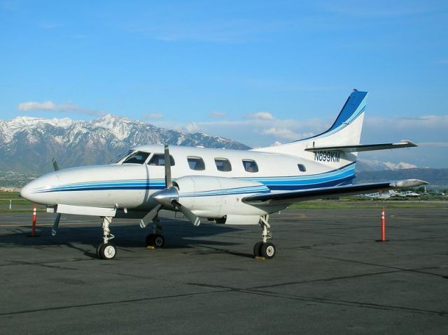 Swearingen Merlin 3 (N699KM) - Resting between flights at Salt Lake City #2