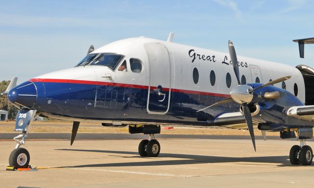 Beechcraft 1900 —