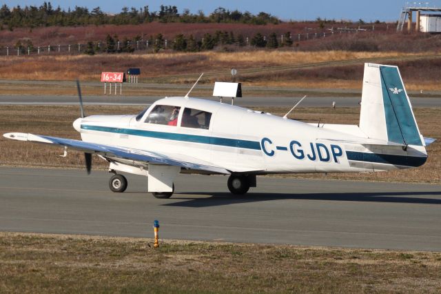 Mooney M-20 (C-GJDP) - Privée, 04/05/2024.