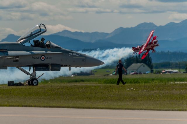 McDonnell Douglas FA-18 Hornet (18-8797) - "Humza" prepares to fire up his jet at Wings Over Springbank 2019.