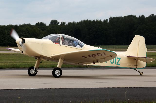 F-POIZ — - A 1968 Piel CP301A Emeraude with a Continental C90 engine.