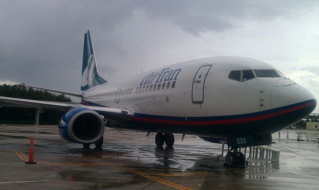 Boeing 737-700 (N309AT) - Aircraft tail # 333 resting before take over later Departure that day to TJSJ, SJU