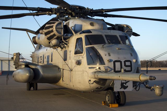 Sikorsky MH-53E Sea Dragon (16-1389) - Sitting in the glow of the setting sun, a pair of Super Stallions stopped in for a RON at Central Flying Service, on their way to Twentynine Palms, from Cherry Point. HMH-366 "Hammerheads". -February 2014