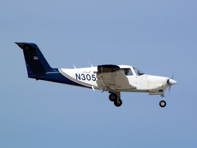 Piper Cherokee Arrow (N3059S)