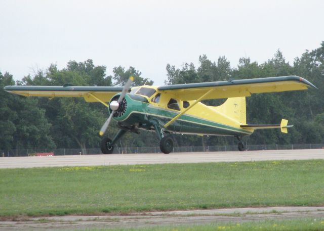 De Havilland Canada DHC-2 Mk1 Beaver (N28S) - AirVenture 2016.