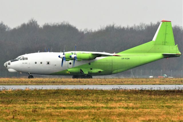 Antonov An-12 (UR-KDM)