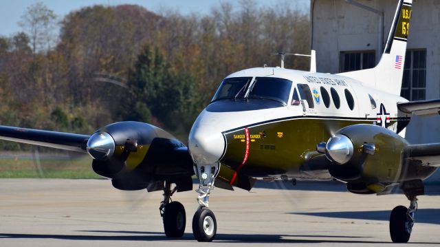 Beechcraft King Air 90 (N906HF)