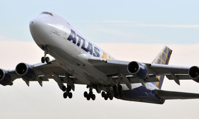 Boeing 747-200 — - Cargo departing HSV.