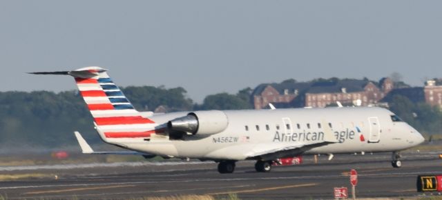 Canadair Regional Jet CRJ-200 (N456ZW)