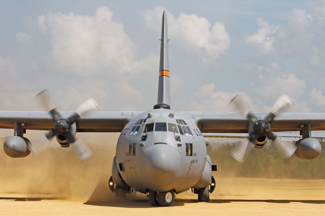 Lockheed C-130 Hercules (92-1452) - A close-up of a USAF Lockheed C-130, 92-1452, cn 382-5329, from the 169th Airlift Squadron (AS), 182d Airlift Wing (AW), Peoria, Illinois ANG at Fort McCoy/Young Tactical Landing Site-Air Assault Strip, Ft. McCoy, (WS20) USA – WI, during Warrior Exercise 86-13-01 (WAREX) on 17 Jul 2013.