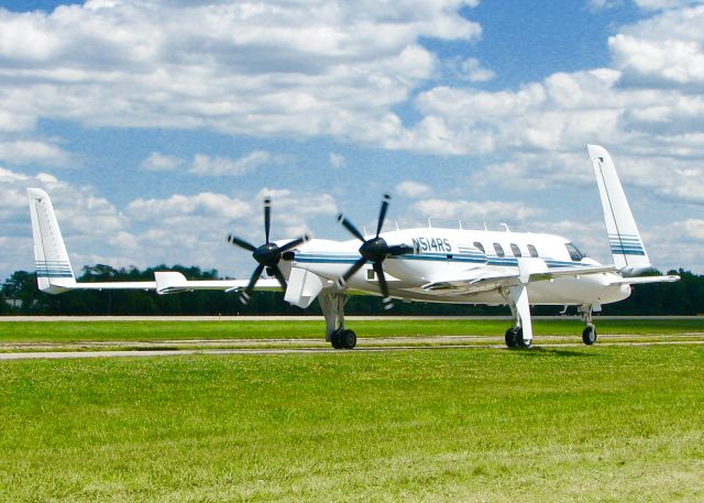 Raytheon Starship (N514RS) - AirVenture 2015