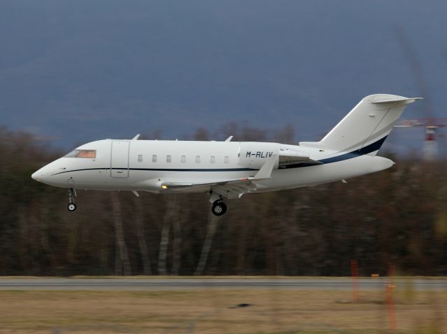 Canadair Challenger (M-RLIV)