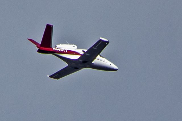 Cirrus Vision SF50 (N360TT) - I've been obsessed with capturing this aircraft in flight ever since learning they existed a couple of months ago.  Although it was some distance away, this airplane looked different as soon as I spotted it.  Looking through the vewfinder, I had to laugh, because I recognized it almost immediately.  During the ten or fifteen seconds it was in view all I could think was, 'Don't screw up'.br /br /The subject aircraft, registered as a Cirrus Design Corp SF50, was photographed over Northern New Jersey on 09-Jan-2019 at 1247HrsEST.  According to the limited tracking data available, it landed in Teterboro, New Jersey, (TEB, KTEB), a few minutes after this picture was taken.