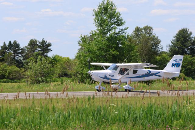C-FTDP — - C-FIDP  Ultravia Pelican RVA Aérodrome de Joliette CSG3 QC. Le 14-06-2025 à 12:44
