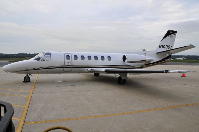 Cessna Citation V (N100SY) - Seen at KFDK on 9/22/2009.      a href=http://discussions.flightaware.com/profile.php?mode=viewprofile&u=269247  [ concord977 profile ]/a